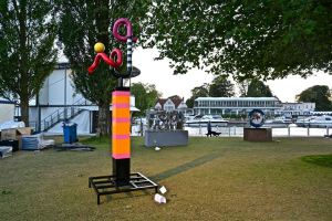 Mother and child henley 2